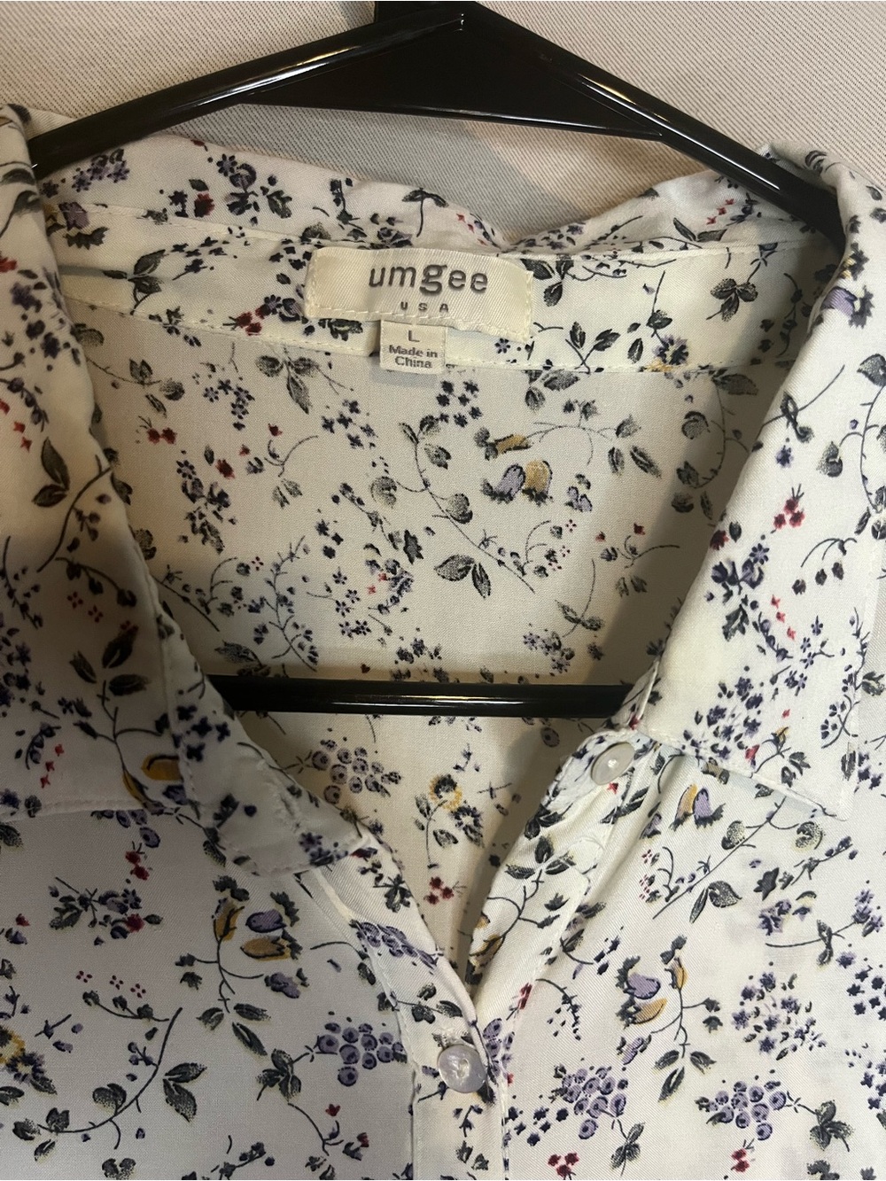 Umgee Cream Floral Button-Up Blouse with Purple and Yellow Accents - Picture 2 of 2